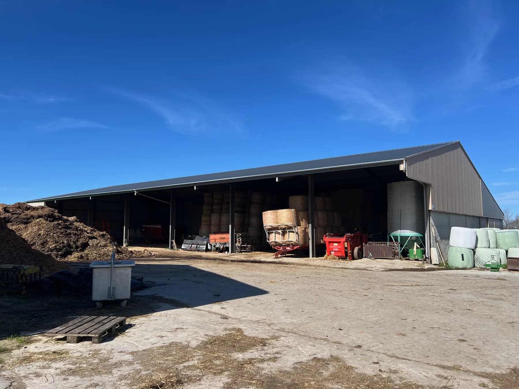 Vue du bâtiment agricole étudié pour un projet photovoltaïque